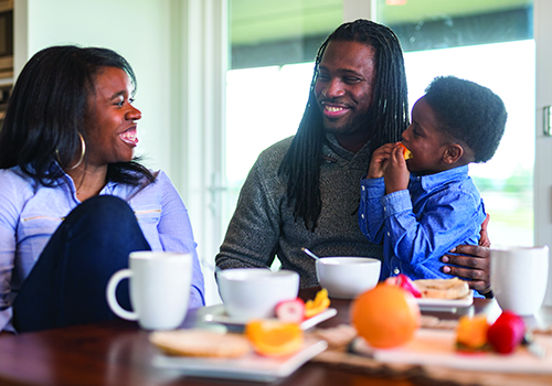 families eat together