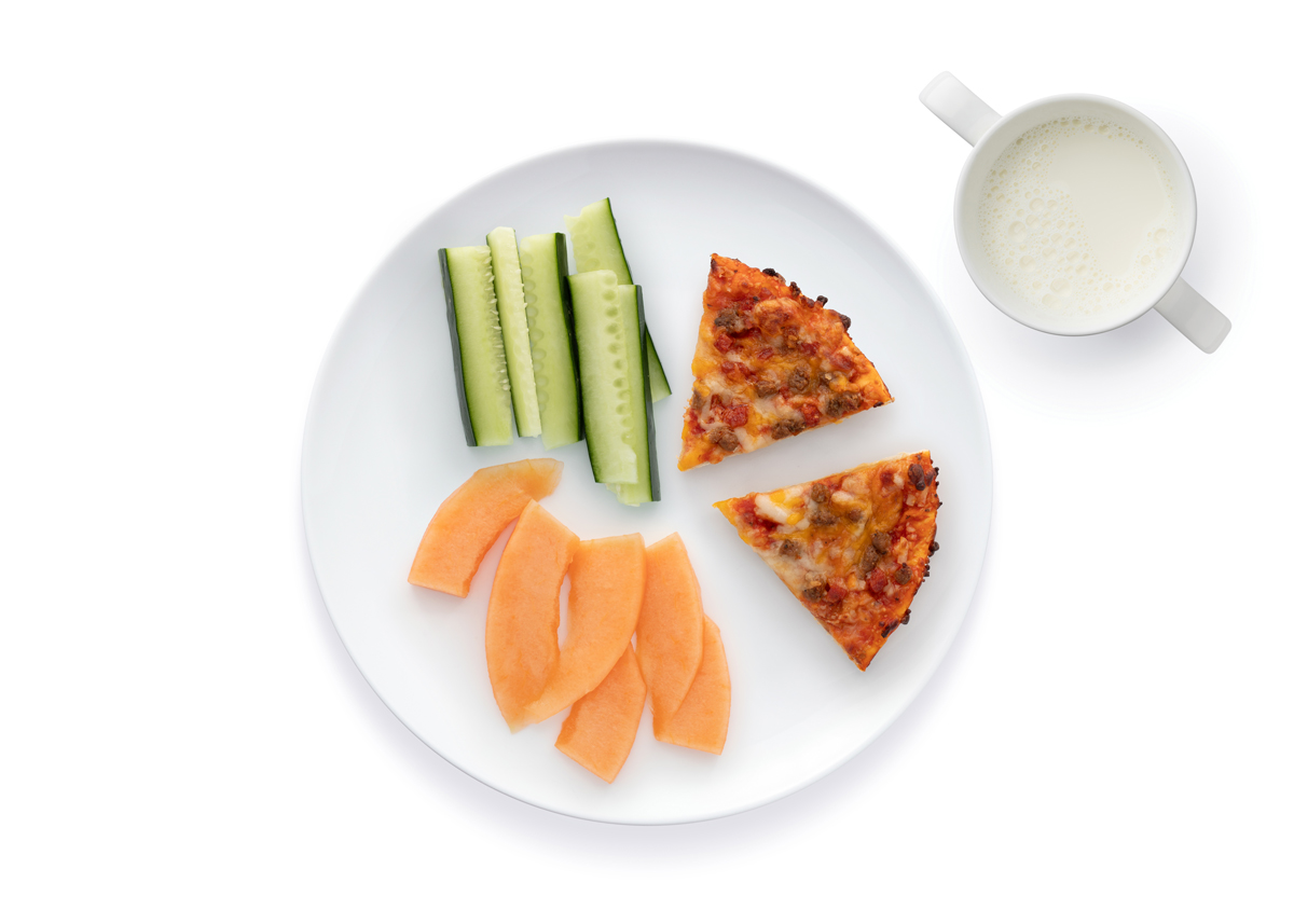 ES_3half-4_Lunch_cantaloupe_pizza-cucumber