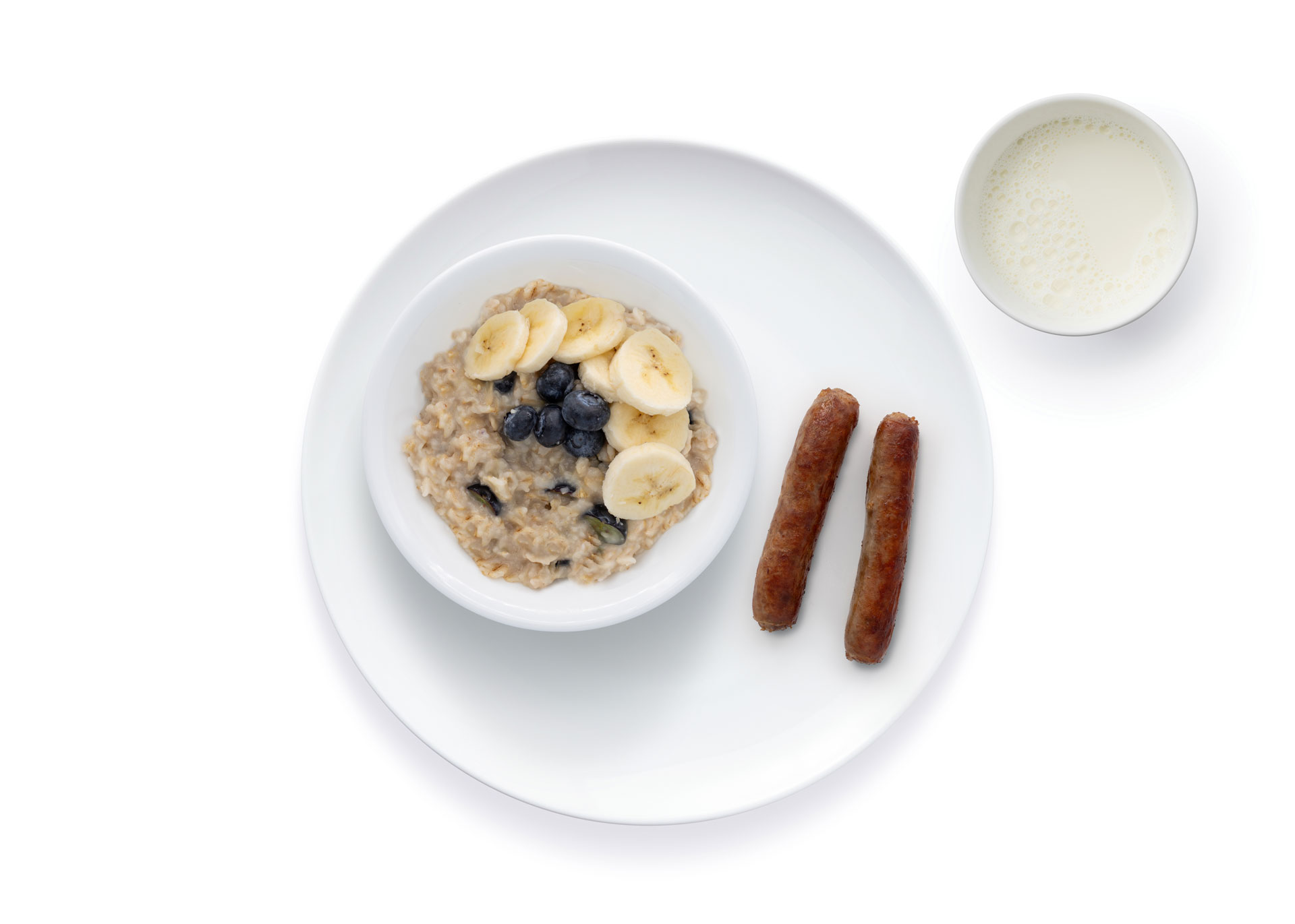 ES_New-Moms_Breakfast_oatmeal-blueberries-banana_sausage