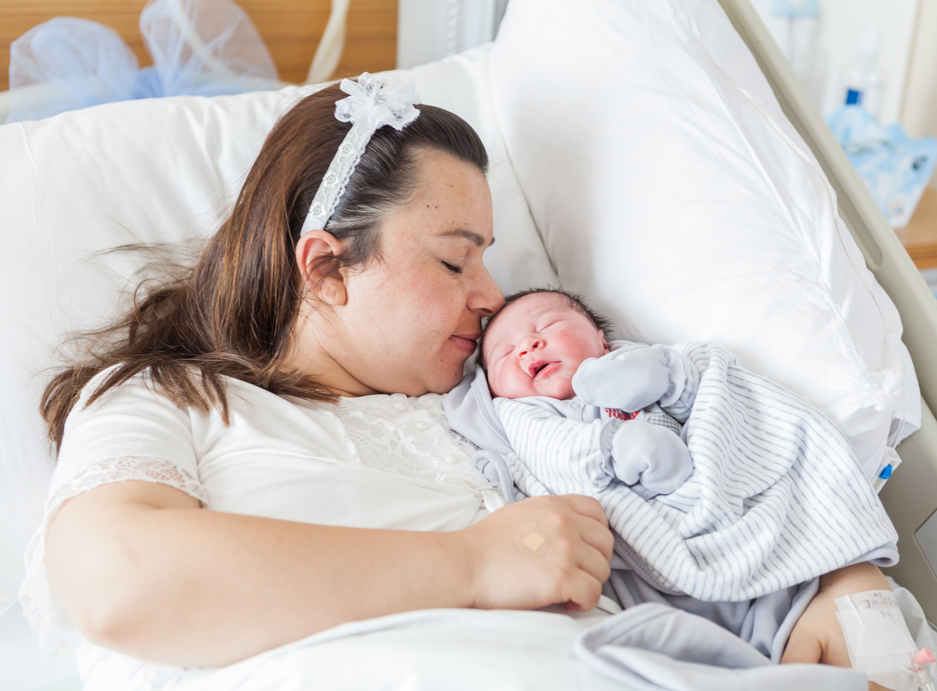 baby & mom in the hospital